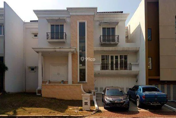 Disewakan Rumah di The Crown Residences Pondok Hijau Golf