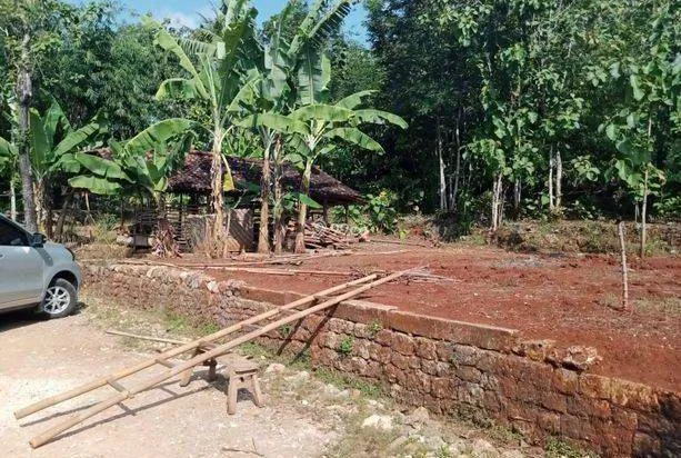 Tanah murah di area yang strategis