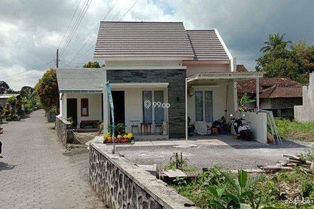 RUMAH CANTIK MURAH TANAH LUAS DI TEMPEL SLEMAN