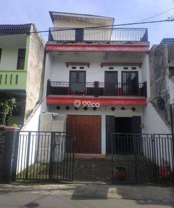 Ruko 3 Lantai di Daerah Landungsari Gmk01233