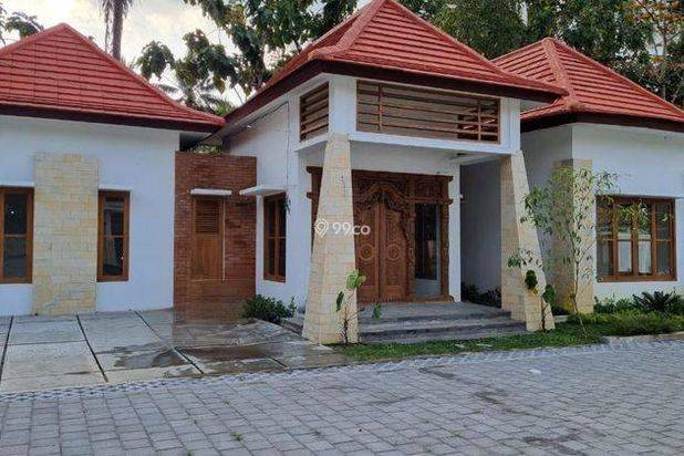 RUMAH BESAR TANAH LUAS HARGA MURAH DI MAGELANG