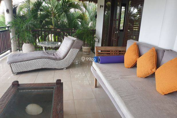 Tropical Balinese Freehold Villa Walking Distance To The Beach