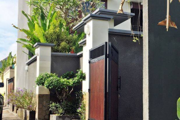 VILLA ASRI DAN LINGKUNGAN SANGAT PRIVATE DI CANGGU