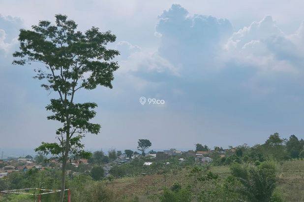 hunian MINIMALIS SERASA VILLA lokasi cinunuk bandung