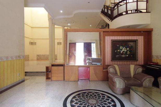 Villa di Komplek Malibu Indah