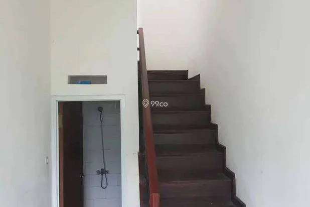 Rumah 2 Lantai Pusat Kota Dalam Cluster Siap Huni Andir