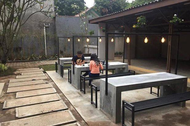 Disewakan ruang usaha mainroad sukajadi