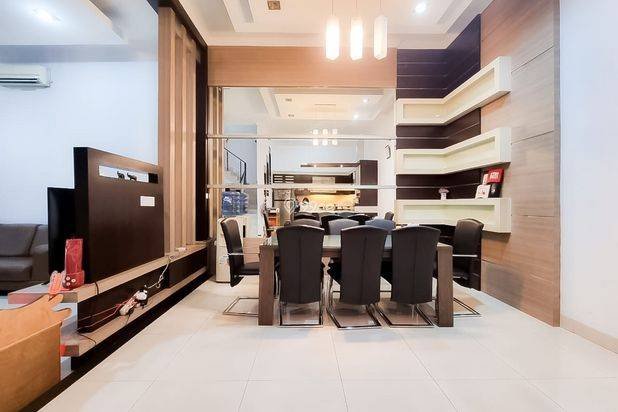 Villa di Komplek Cemara Asri