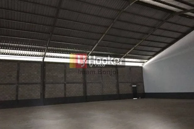 Sewa Gudang Jl. Raya Semarang Kendal – 4377 & 4378