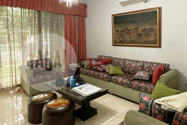 Rumah Tua Hitung Tanah Di Mega Kuningan, Jakarta Selatan (IR)