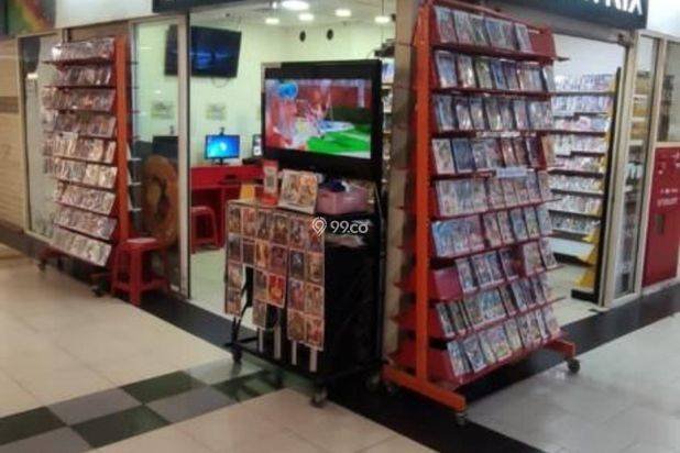 Stand Mall PTC Surabaya