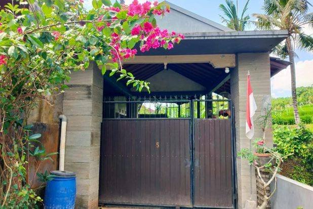 RUMAH SIAP HUNI DI BADUNG DEKAT PANTAI BATU BOLONG