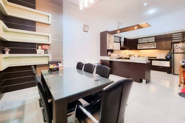 Villa di Komplek Cemara Asri