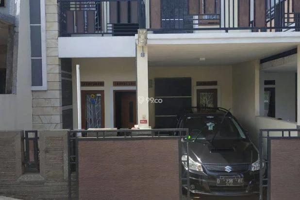 rumah 2 lantai BISA KPR lokasi bandung timur