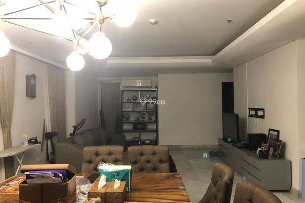 Apartment 3BR dijual di Kondominium Regency Surabaya, atas TP