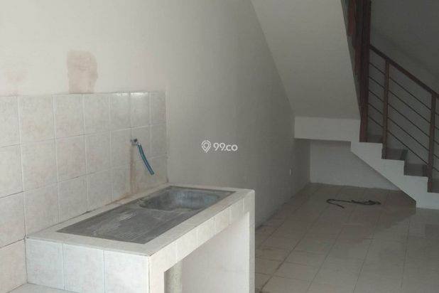 Rumah 1.5 LT townhouse  Pinus  Regency Soekarno hatta bandung