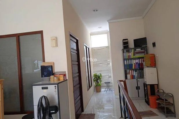 Disewakan Ruko Hanya Di Lantai 2  Cocok Untuk Kantor Bintaro