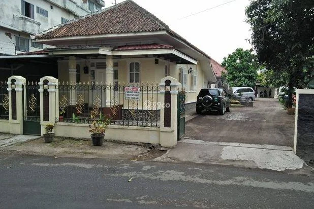 Rumah Antik dan Usaha Kost Strategis Pusat Kota Tasikmalaya