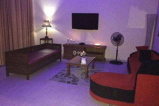 Hotel + Restoran + 3 Swim Pool Sewon, OMSET 2M-an Parangtritis
