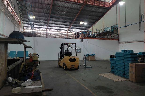 Gudang Bangunan 1.700 Kawsan Industri Balaraja Timur Tangerang