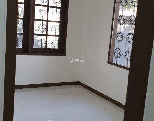 Rumah  bersih siap pakai dikomplek Muara Peta dan leuwipanjang