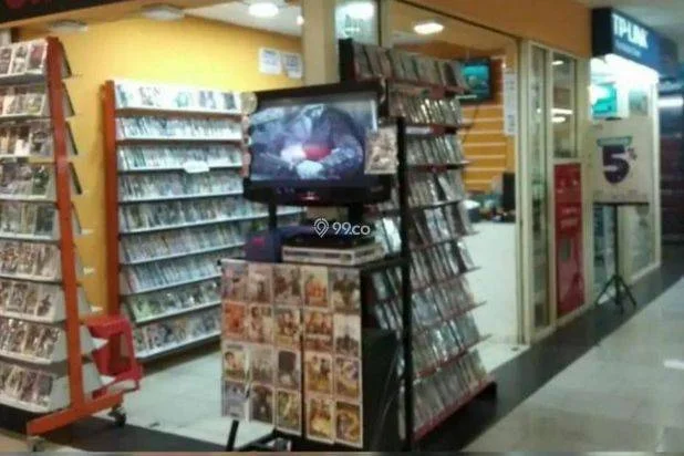 Stand PTC
Lokasi Strategis
Hook
Lantai UG