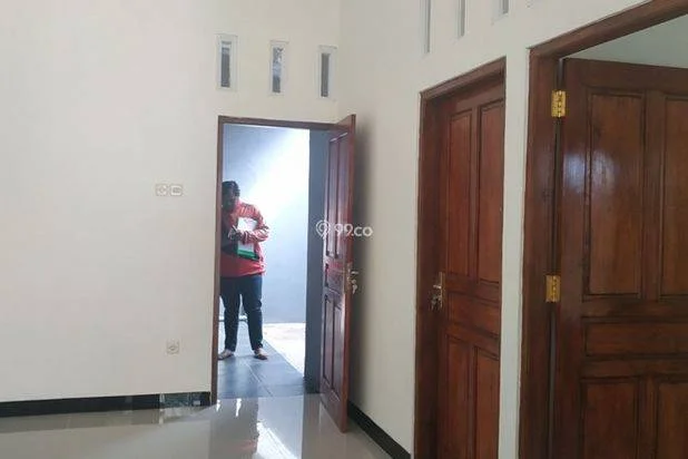 Rumah Udara Sejuk Modern Minimalis di Ungaran Barat, Semarang Rumah Udara Sejuk Modern Minimalis di Ungaran Barat, Semarang