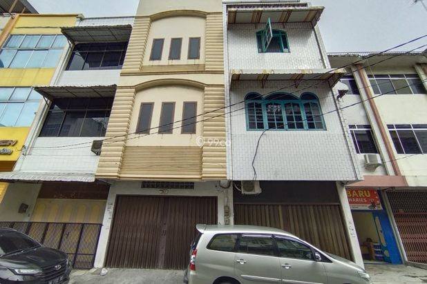 Ruko Gandeng di Jl. Mahayana ( Dekat Zainul Arifin )