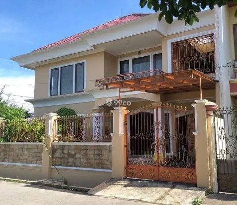 Rumah Jakarta Barat, Kedoya Utara - TAMAN RATU - 2 lantai