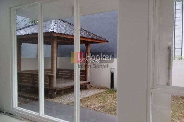 Rumah Mewah, Cantik & Nyaman Ivy Park Citraland Semarang -4548 Rumah Mewah, Cantik & Nyaman Ivy Park Citraland Semarang -4548