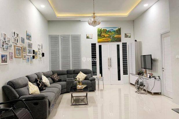 Rumah Bagus Siap Huni di Cluster Graha Raya