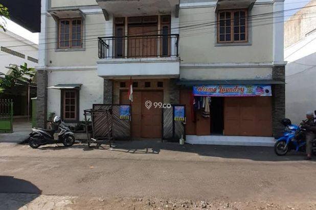 KOST DIJUAL: K141 2 lantai UMS Solo harga 2,5M ada rumah induk