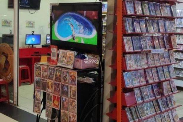 Stand Mall PTC Surabaya