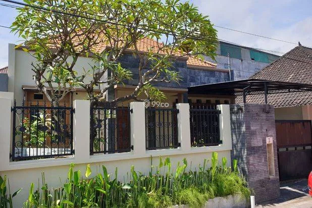 Rumah minimalis dekat RS BaliMed