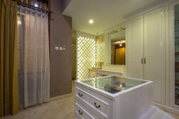 Rumah Kolam Renang Monjali Jogja ala Villa Jimbaran Tgh Kota @