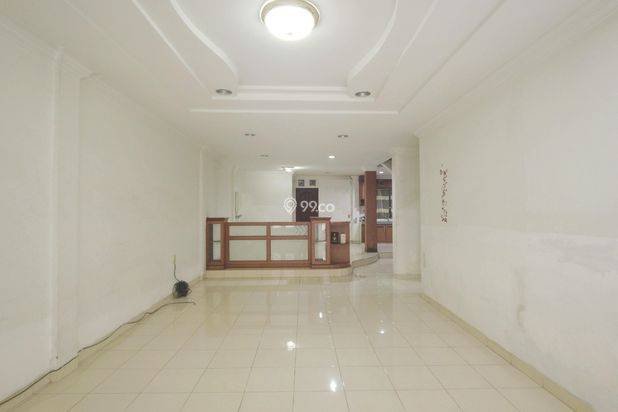 Villa di Jalan Raden Saleh Dalam