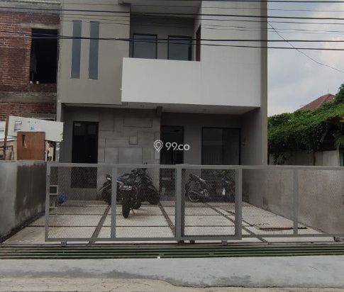 Rumah 100% Baru Lux Minimalis dekat Trans Studio Buahbatu