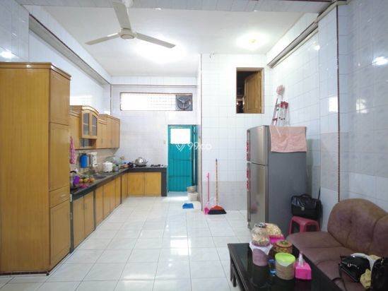 Ruko Gandeng di Jl. Mahayana ( Dekat Zainul Arifin )