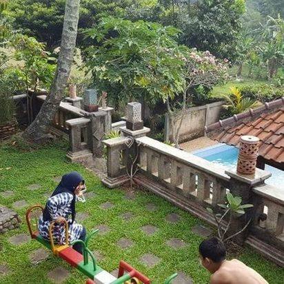 OBRAL | Villa Kolam Renang Ramai, TOLL Gunung Salak Caringin C