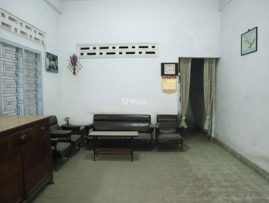 Rumah di Jalan Emas ( Dekat Sabarudin )