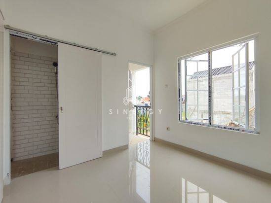 Rumah 2 lantai di selatan jakarta lokasi strategis