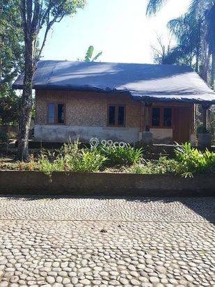 Jual Murah Rumah/Villa Kebun Asri dan  hawa Sejuk