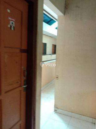 KOST DIJUAL: K141 2 lantai UMS Solo harga 2,5M ada rumah induk