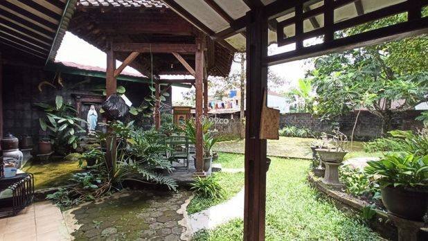 Rumah 2417 Jl Raya Kaliurang, Villa Joglo Kolam Renang Jakal 2