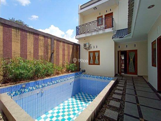 Rumah + Swim pool Mewah, Harga 1000% Murah, Maguwoharjo 1000%