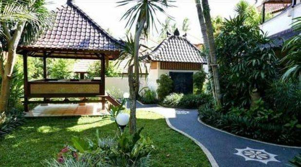 12 bedroom villa dengan view pantai Balian Tabanan