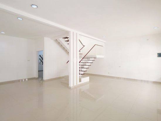 Villa di Jl. Kartini Dalam