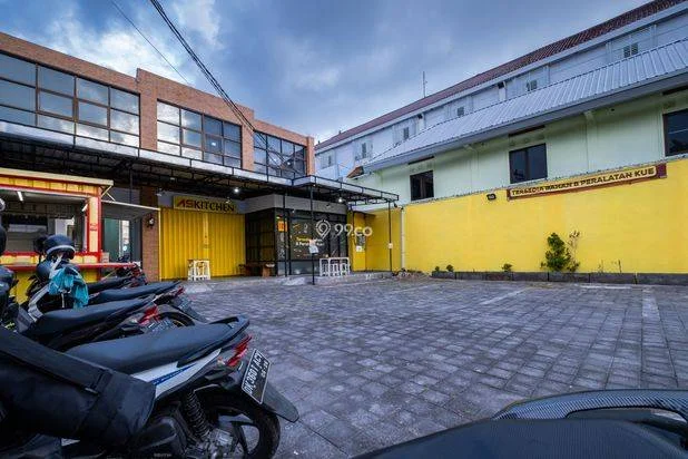 DISEWAKAN RUKO 1 LT  JIMBARAN PINGGIR JALAN BESAR