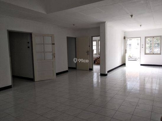 Rumah di sayap pajajaran siap huni