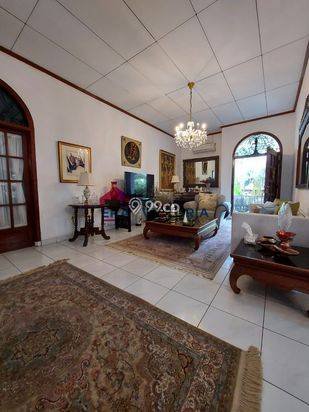 Turun harga murah rumah tua Jl. Hang Jebat